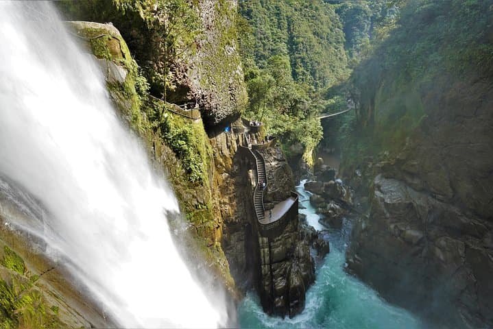 8-Day Ecuador Trekking Expedition: Quilotoa, Chimborazo & Cotopaxi photo 6