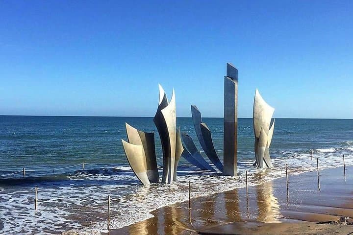 Experience History: Normandy Omaha Beach Daytrip from Paris