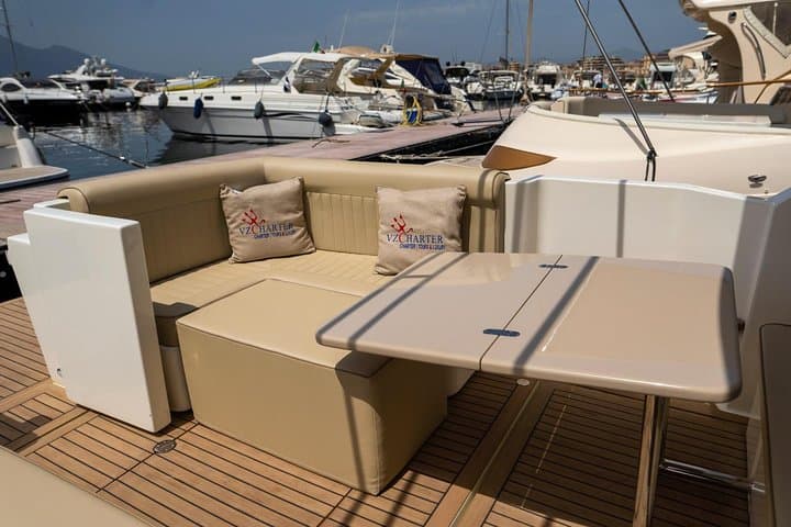Private Capri Speedboat Day Trip from Sorrento — 37ft Capri Boat Tour photo 4