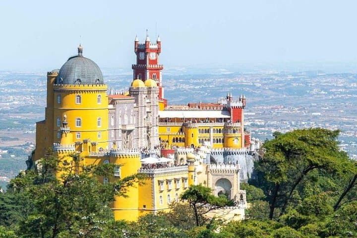 Lisbon Major Attractions Walking Tour — 3-Hour Private Guided Experience photo 6