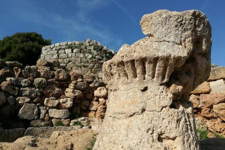 Explore Alghero’s Nuraghe Palmavera and Anghelu Ruju: Private Archaeological Tour with Transfer
