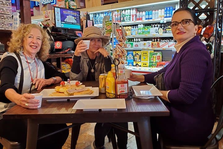 Miami Wynwood Walls & Little Havana: 4‑Hour Small‑Group VIP City Tour photo 6