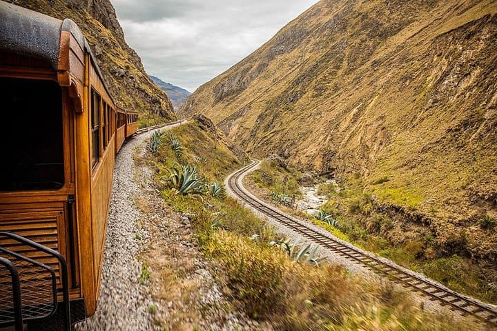 Route of the Volcanoes: Quito to Cuenca via Devil's Nose Train and Ingapirca photo 6