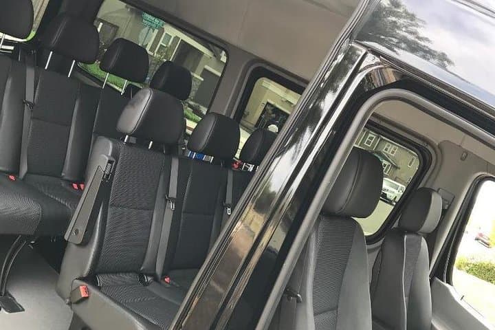 Private Napa Valley Wine Tasting Tour: Custom 6–14 Passenger Sprinter Experience photo 5