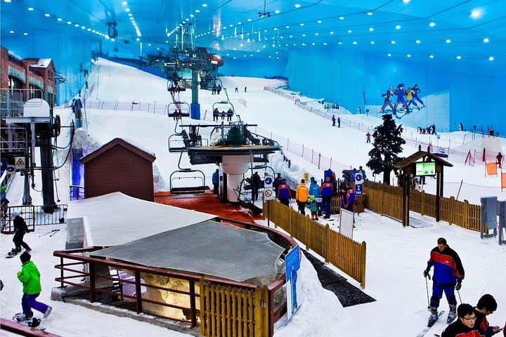 Ski Dubai Classic Ticket with Transfer — Indoor Snow Park Experience in Dubai photo 3