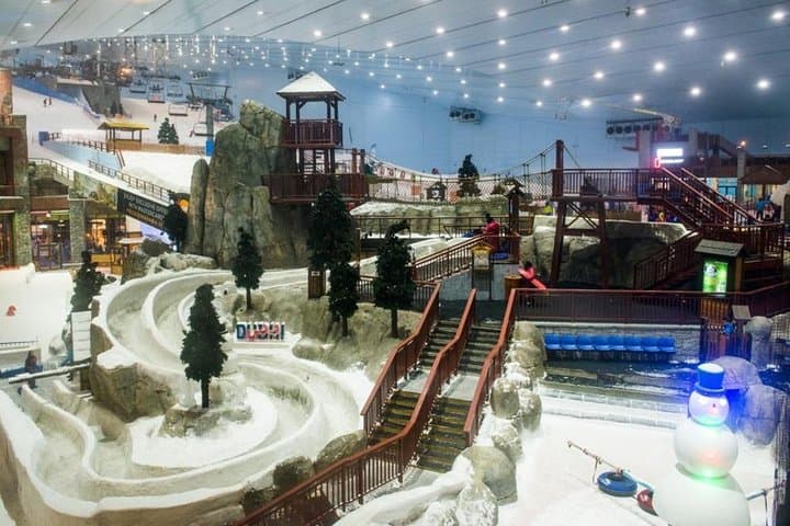 Ski Dubai Classic Ticket with Transfer — Indoor Snow Park Experience in Dubai photo 4
