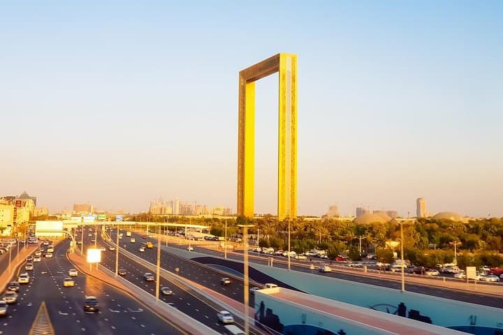 Private Dubai City Tour & Dubai Frame — 4–5 Hour Urban Highlights Experience