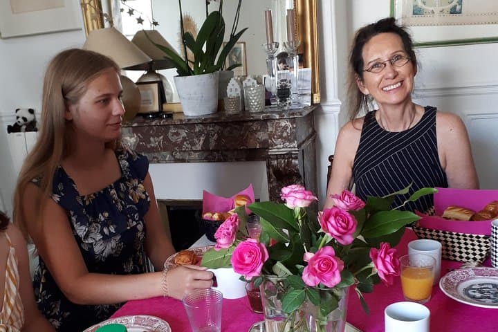 Seasonal French Lunch and Small-group Tour of Montmartre with a Local Host photo 4
