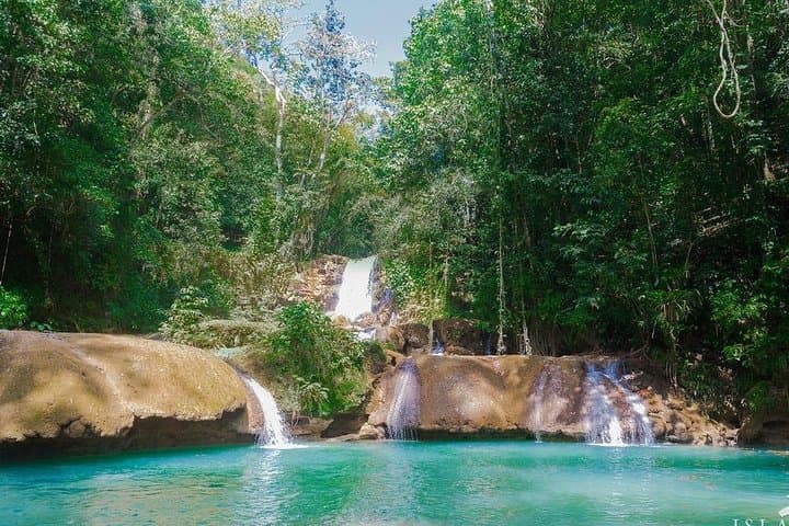 YS Falls and Floyd's Pelican Bar — Private South Coast Jamaica Day Tour photo 6