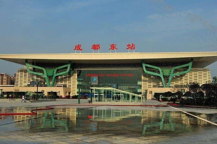 Chengdu to Leshan Giant Buddha: Private Day Tour with Train Station Drop-off photo 2