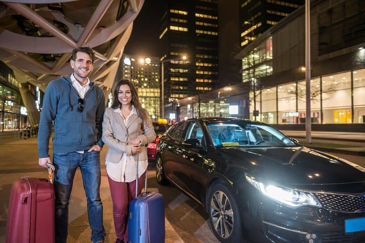 Private Departure Transfer from Abu Dhabi Hotels to AUH — Direct Door-to-Door Ride photo 2