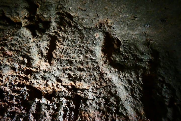 Explore Alghero’s Nuraghe Palmavera and Anghelu Ruju: Private Archaeological Tour with Transfer photo 6
