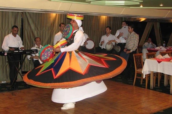 Nile Dinner Cruise in Cairo — Evening Cruise with Live Shows and Dinner photo 5