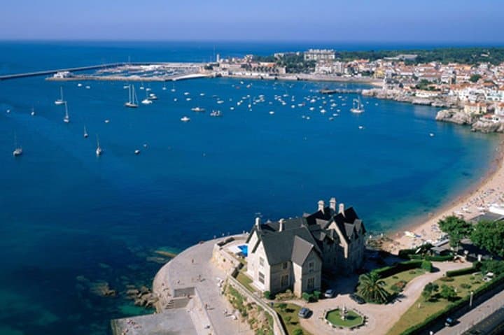 Half-Day Cascais Mini Tour: Boca do Inferno, Guincho & Estoril