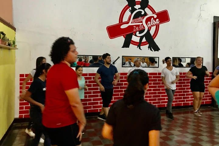 Private Salsa Lessons in León — Cuban-Style On1, On2, Bachata & Merengue photo 5
