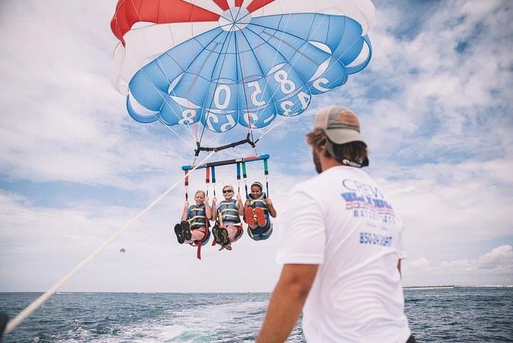 Destin Parasailing: Fly Over Crab Island and the Emerald Coast photo 3