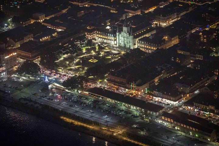 New Orleans City Lights Night Helicopter Tour — A 10–20 Minute Aerial Sightseeing Flight photo 6