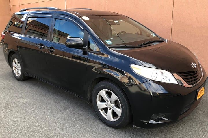 Stress-Free Private Transfer: Manhattan to JFK, EWR & LGA photo 6