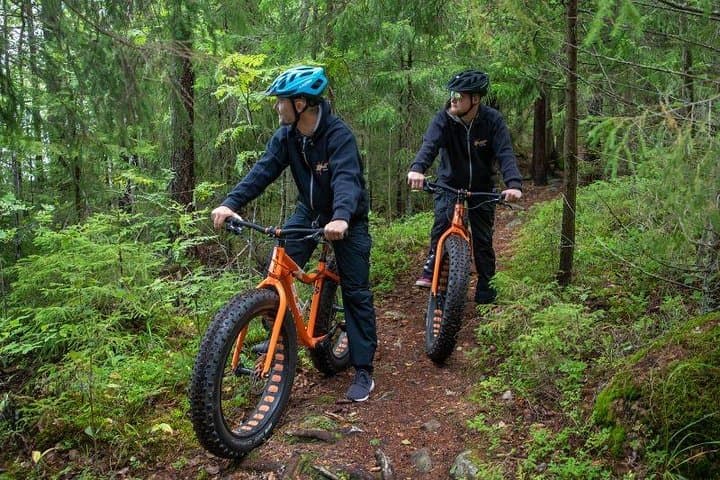 Fatbiking Lake Saimaa: Guided 90-Minute Shoreline Ride Near Savonlinna