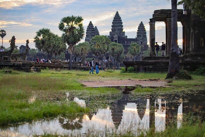 Five-Day Siem Reap to Phnom Penh Private Tour: Angkor, Kulen & Tonle Sap photo 3