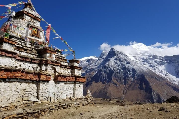 Annapurna 7 Passes Private Guided Trek — 24-Day High-Pass Trek in Nepal photo 2