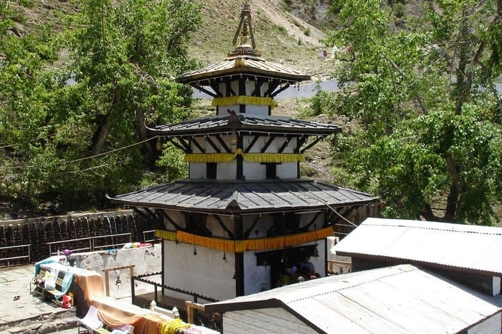 Annapurna 7 Passes Private Guided Trek — 24-Day High-Pass Trek in Nepal photo 5