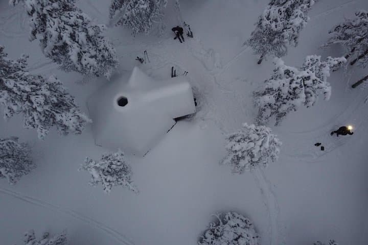 Aurora Hunting by Ski or Snowshoe in Pyhä — Private Northern Lights Tour photo 2