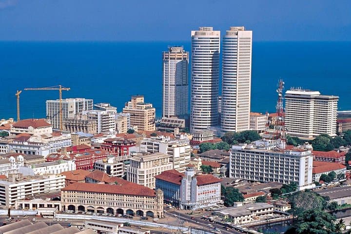 Colombo Shopping & Sightseeing: Private Half-Day City Tour