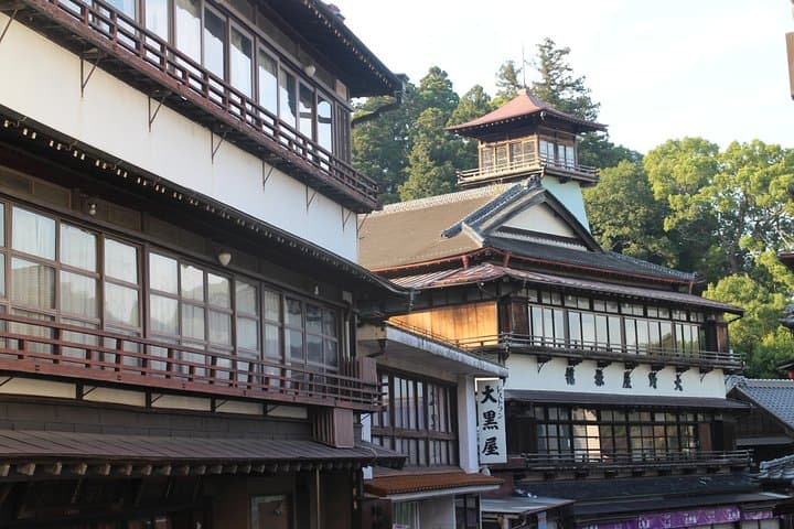 Half-Day Naritasan Temple Tour from Narita Airport: Omotesando, Pagoda & Park photo 4