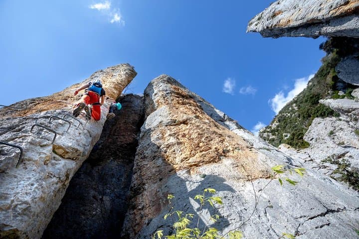 Via Ferrata in the Pyrenees: 3-Hour Guided Climb in Aragon photo 5