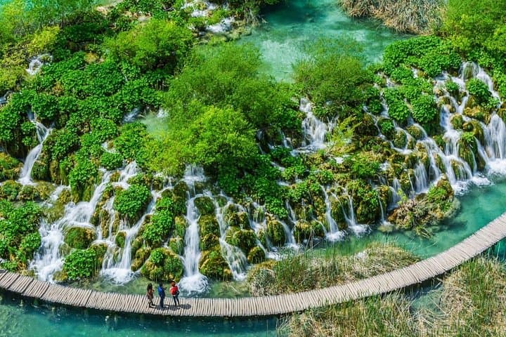 Sarajevo to Plitvice Lakes: One-Way Tour via Jajce, Travnik & Pliva Watermills