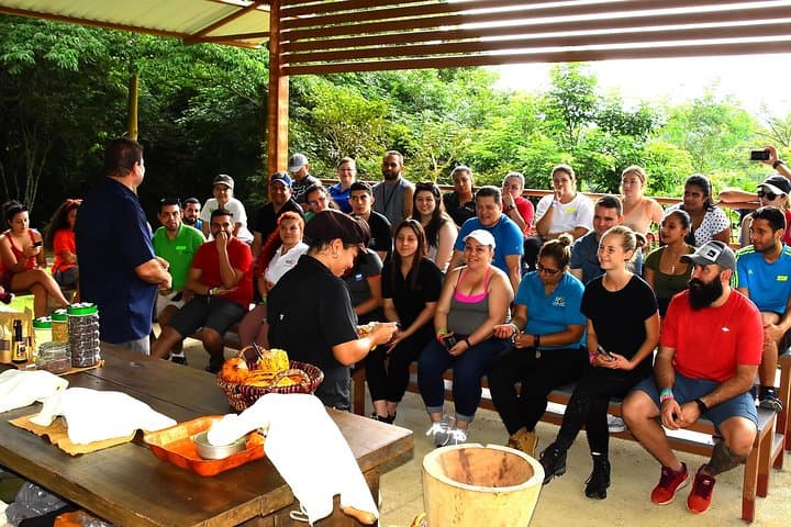Chocolate Experience at Vista Los Sueños: Cocoa Farm Tour near Jaco