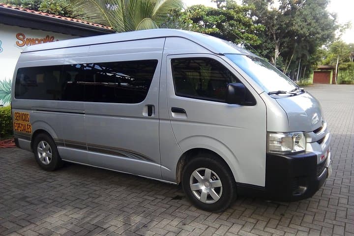 Private Transfer from Papagayo to San José (SJO) — Door-to-Door Luxury Shuttle photo 2