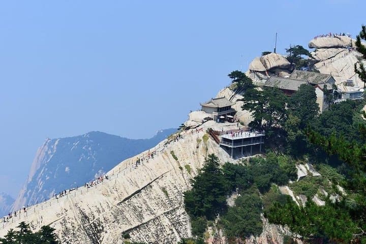 Mount Huashan Day Tour from Xi'an: Cable Car, Peaks & Taoist Sites photo 1