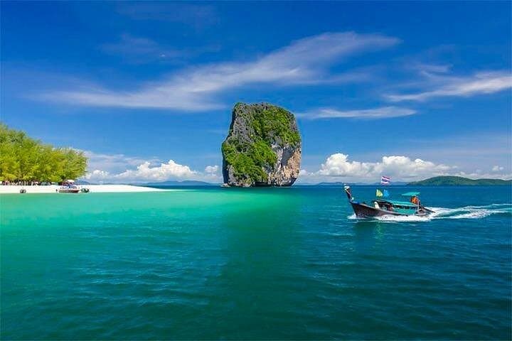 Sunset BBQ and Bioluminescent Night Swim: Krabi 7-Island Longtail Tour photo 4