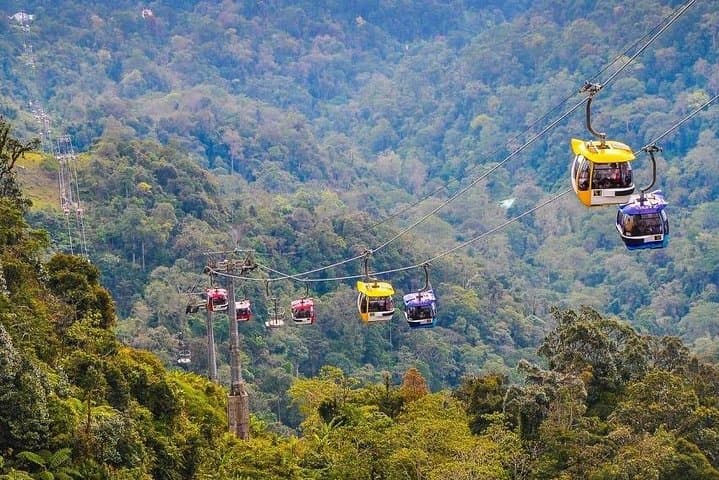 Genting Highlands and Batu Caves Day Trip with 2-Way Cable Car Tickets