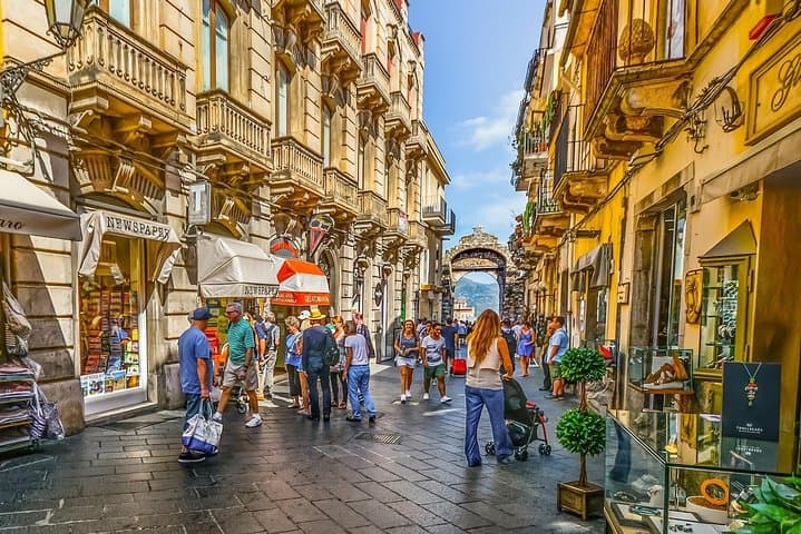 Mount Etna to Taormina: Day Hike, Volcanic Cave & Wine Lunch photo 5
