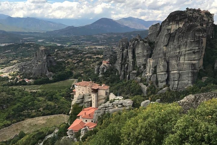 Private Meteora Tour from Kalambaka: Monasteries, Hikes & Panoramic Views photo 3
