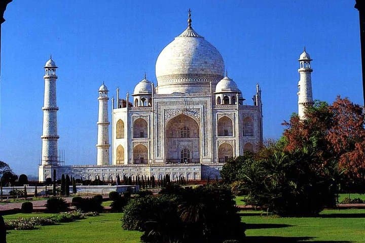 Taj Mahal Sunrise & Sunset: 2-Day Private Tour from Delhi photo 5