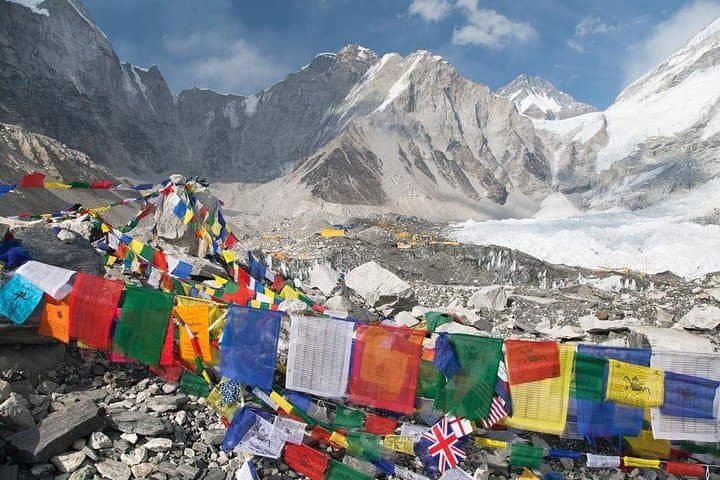 Everest Base Camp Trek: Classic 16-Day Trek to Kalapathar & EBC photo 6