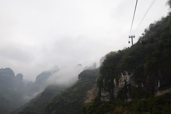 Tianmen Mountain Day Tour: Cable Car, Glass Skywalk & Heaven's Gate photo 2