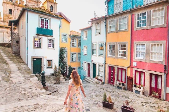 Lisbon Major Attractions Walking Tour — 3-Hour Private Guided Experience photo 4