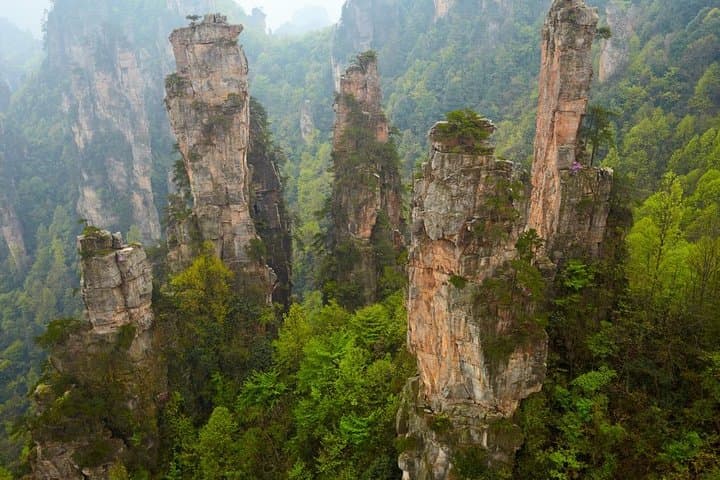 2-Day Private Zhangjiajie Tour — Yuanjiajie, Tianzi & Baofeng Lake photo 3