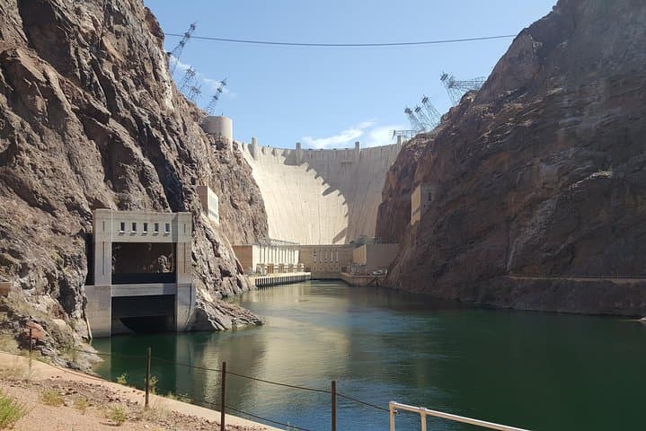 Hoover Dam Black Canyon Raft Tour — 1.5‑Hour Guided River Adventure photo 4