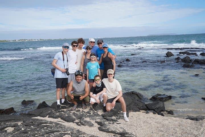 Active Galapagos Island Tour: 10-Day Adventure Through Volcanic Wildlife and Marine Wonders photo 6