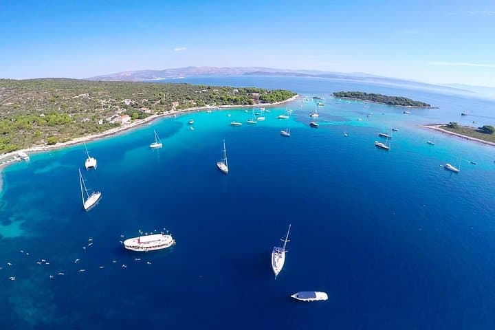 Blue Lagoon Half-Day Chill-Out Boat Tour from Trogir photo 3