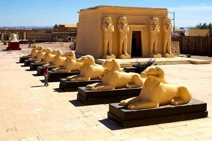 Marrakech to Ait Ben Haddou & Ouarzazate: Day Trip to Kasbahs and Film Studios photo 2