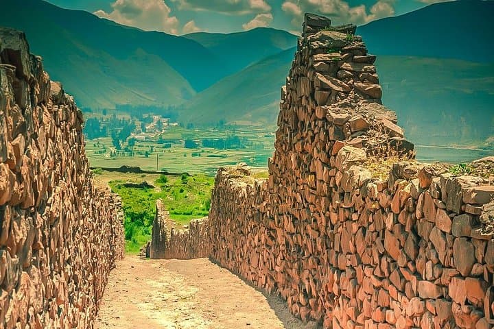 Cusco City Tour: Plaza de Armas, Qoricancha & Sacsayhuamán — Half-Day Guided Visit photo 1