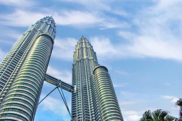 Full-Day Batu Caves and Kuala Lumpur City Tour — Petronas, Batu Caves & Cultural Highlights photo 5