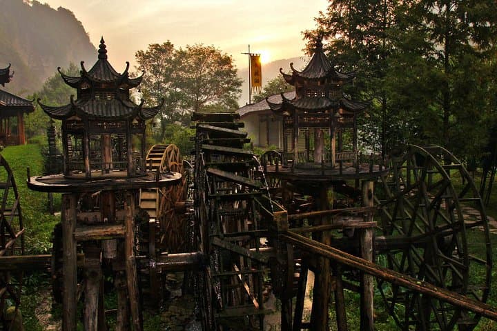 Zhangjiajie Grand Canyon, Yellow Dragon Cave & Baofeng Lake: Full-Day Adventure photo 2